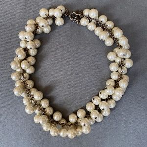 🕊 J. CREW Statement Peal Necklace